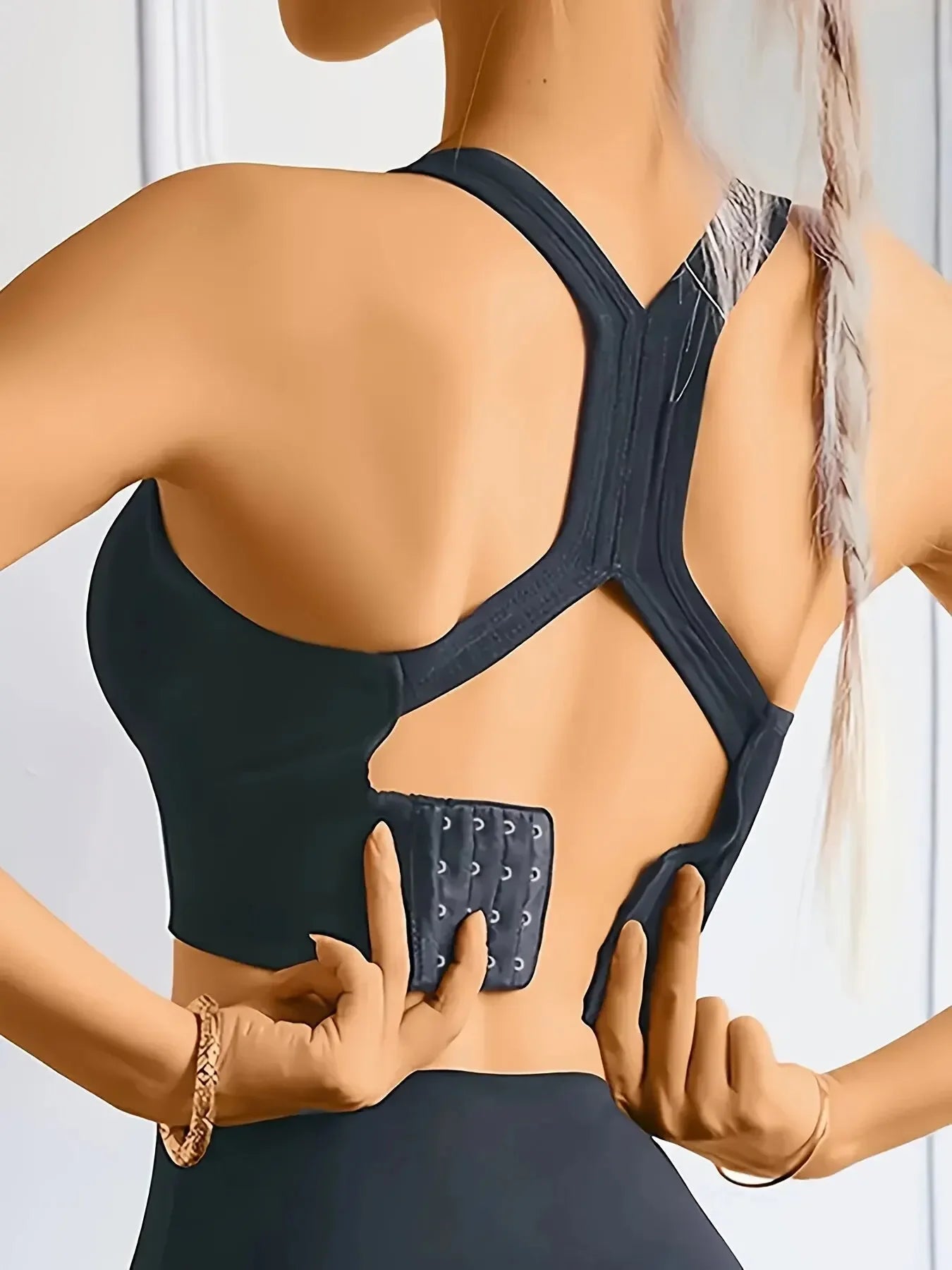 AeroSculpt Seamless Yoga Tank Bra